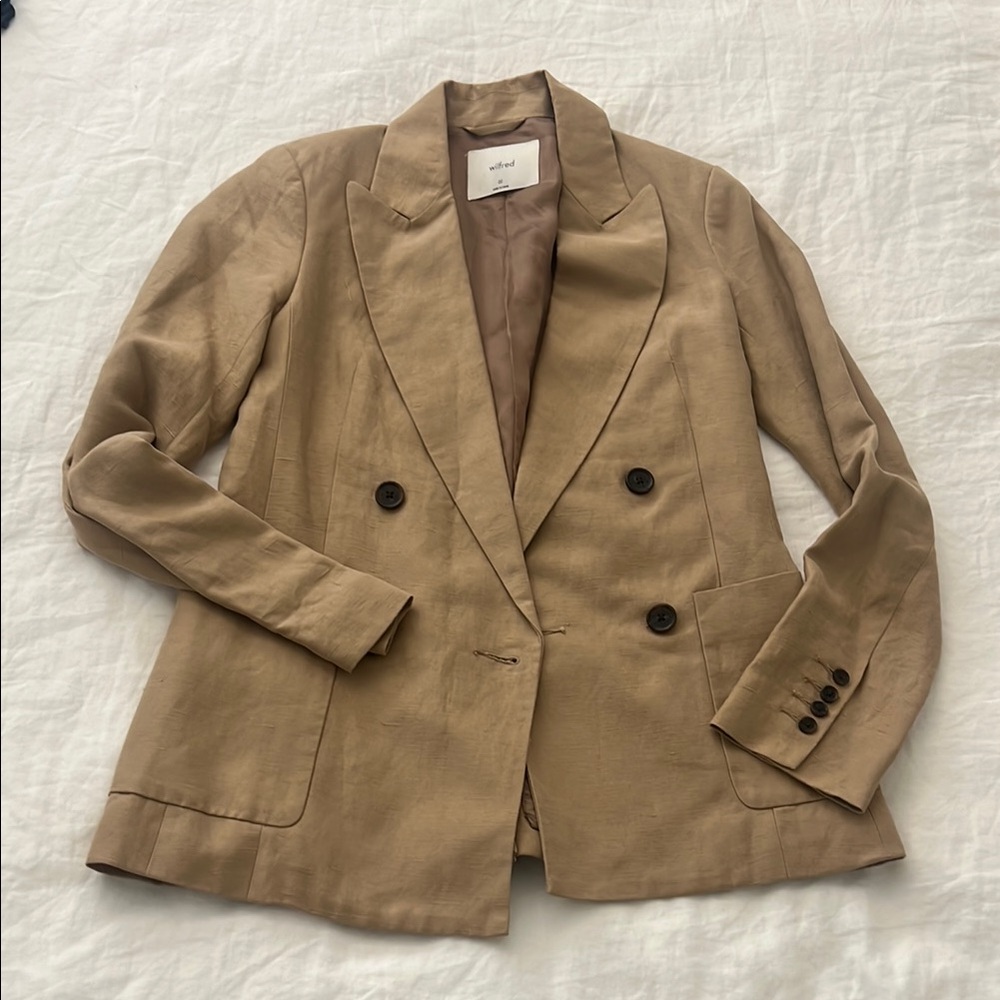 NWOT Aritzia linen blazer